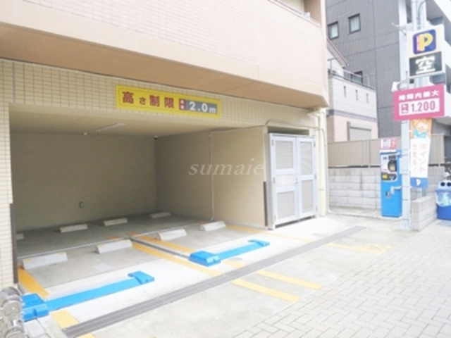 ＴＲＡＤＩＳ東十条の駐車場|敷地内にコインパーキングです☆