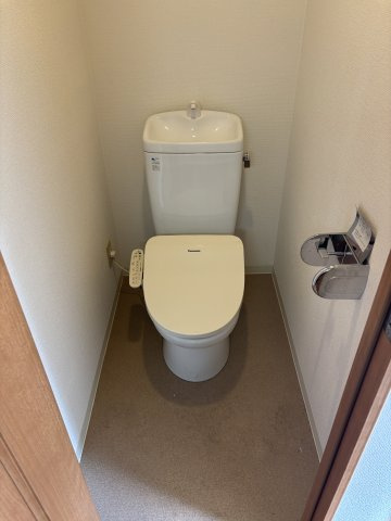 北区滝野川２丁目の賃貸マンションのトイレ|コンパクトで使いやすいトイレです