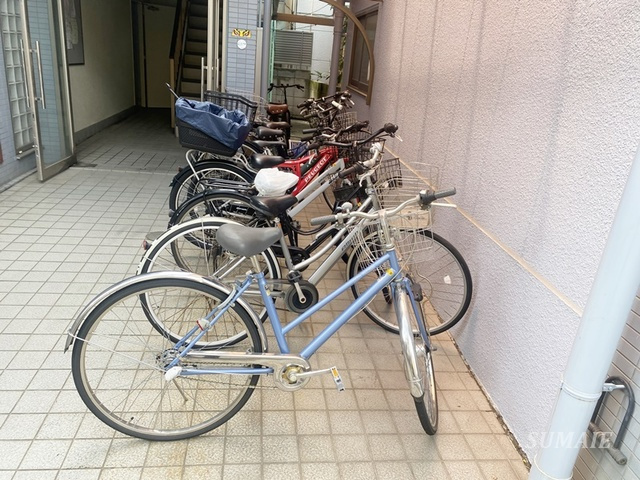 ラフォーレ町屋のその他共用部分|駐輪場です☆