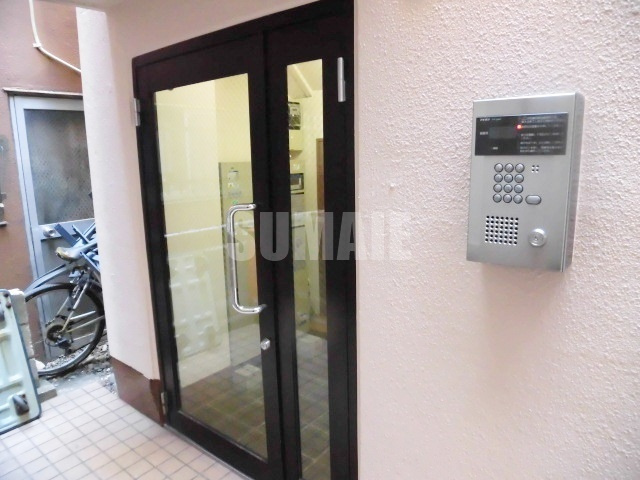 ダイヤモンドレジデンス西日暮里のエントランス|入り口部分です★