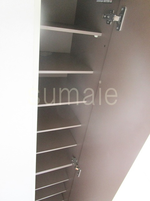 根岸邸の収納|シューズボックスございます♪