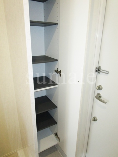 レピュア東十条駅前レジデンスの玄関|シューズボックス☆