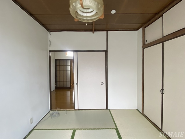 小平ビルの和室