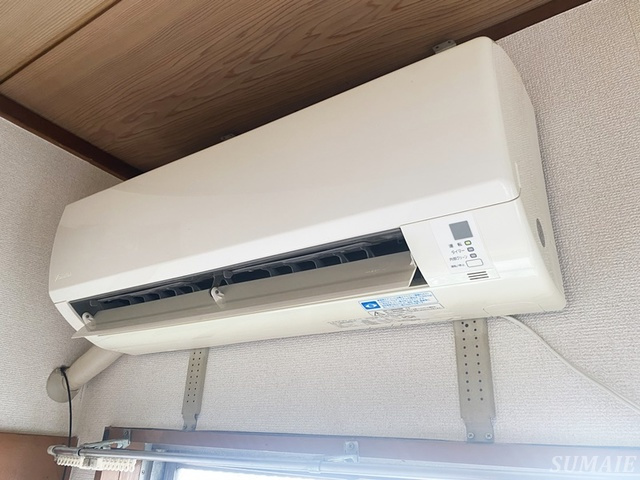 小平ビルの設備|7.5帖洋室エアコン