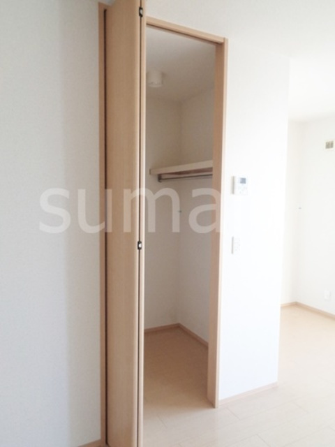 グランドソレーユの収納|ウォークインクローゼットです！！