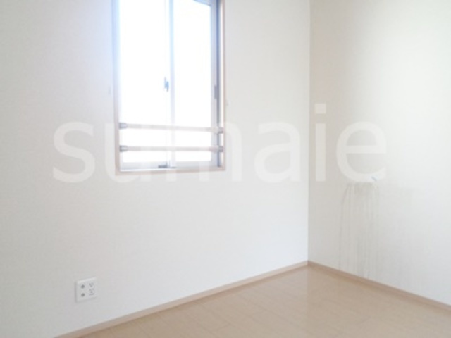 グランドソレーユの寝室|フローリングされたお部屋です♪