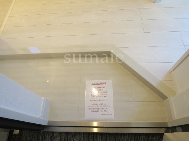 ティモーネプレミアム東十条の玄関|玄関はこちら！