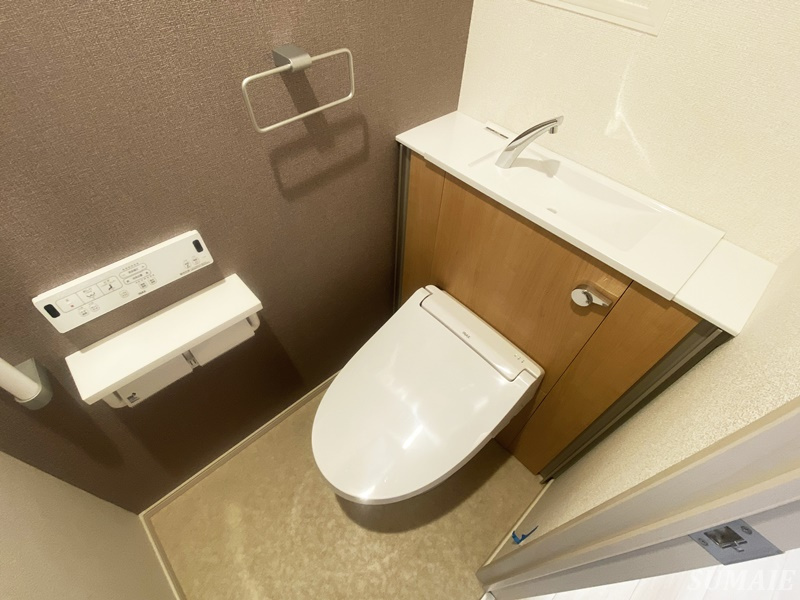 Ｈ・Ｓ駒込のトイレ|落ち着いた色調のトイレです