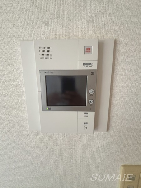 ケイティーズ　クリアのセキュリティ|モニター付きインターホンです
