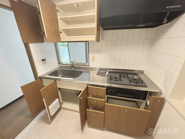 ケイティーズ　クリアの収納|キッチン収納です