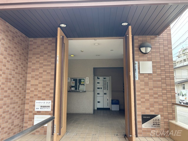 ケイティーズ　クリアのエントランス|エントランスです