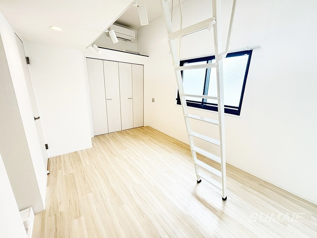 ＧＬＡＣＩＳの寝室|居室です☆