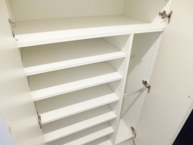 エスティメゾン王子の玄関|靴の収納も困りませんね☆