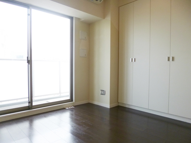 エスティメゾン王子の寝室|洋室2部屋共収納付きです☆