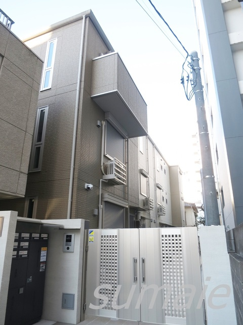 エリーワコート