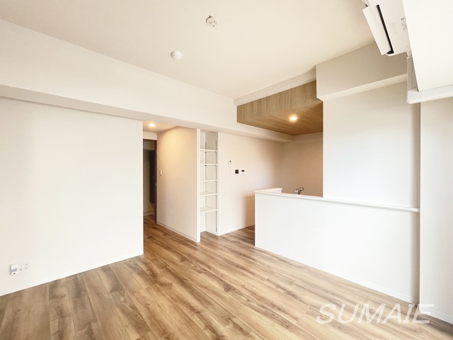 サントゥール駒込の居間・リビング|広々LDKです