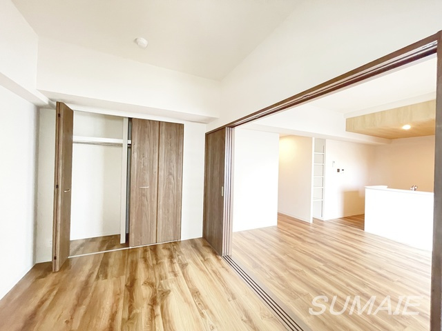 サントゥール駒込の寝室|LDK隣の洋室です