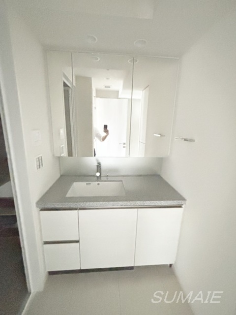 ザ・タワー十条の洗面所|洗面化粧台です