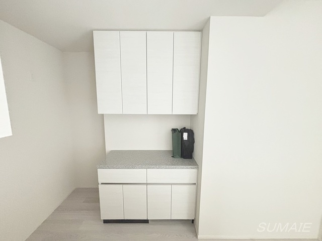 ザ・タワー十条の収納|キッチン収納です