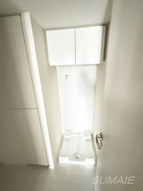 ザ・タワー十条の収納|洗濯機置き場です