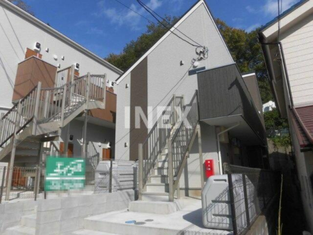 横浜市南区永田南２丁目のアパートの外観