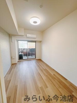 【洋室】 | プレサンス今池駅前フェルディノ | 7.2帖