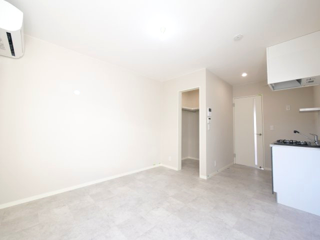 Irbis津島福居の内装