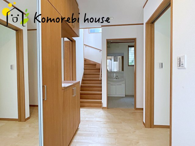 さいたま市大宮区三橋　中古一戸建ての玄関