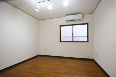 【洋室】 | ピースフルハウスⅠ