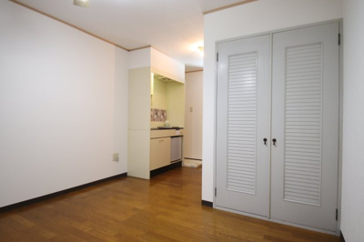 【洋室】 | ピースフルハウスⅠ