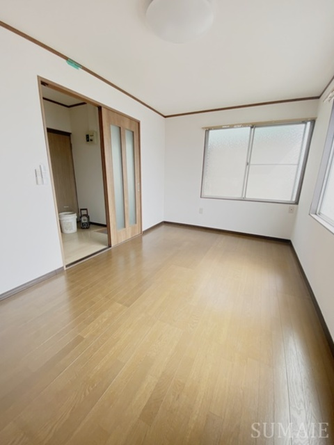 奥戸パレスの洋室|明るいです♪