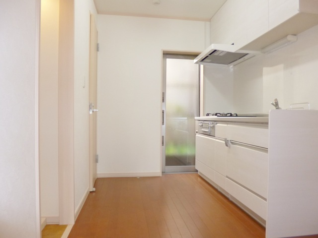 ＫＭテラスの居間・リビング|キッチンスペースです。