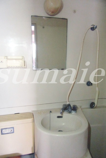 高橋コーポの洗面所|洗面台です