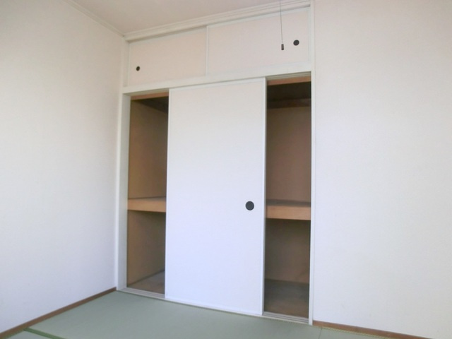 ハープコーポシシドの収納|便利なゆったり収納です(*^^)v