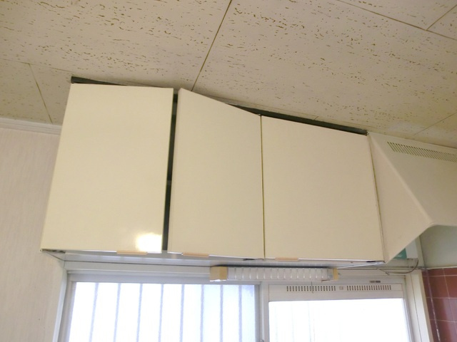 ハープコーポシシドの収納|キッチン上部収納です(^^♪