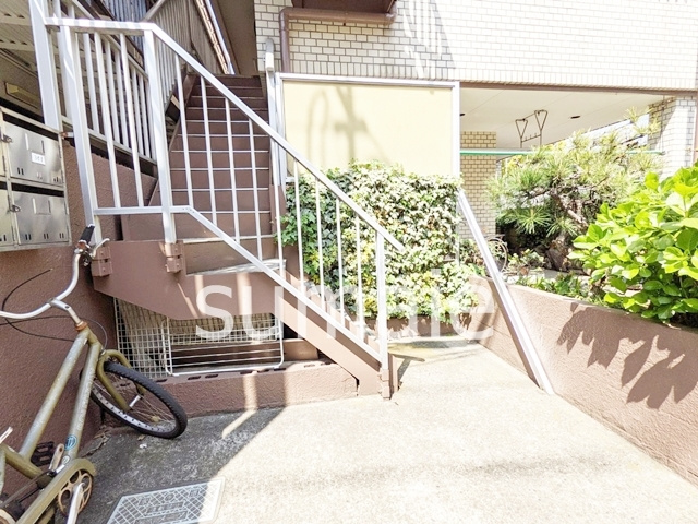 岩井マンションのエントランス|★エントランス★