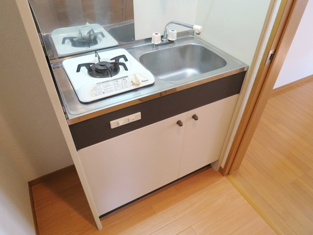 フォレスト西小岩のキッチン|下部収納を有効利用♪使いやすいキッチンです！