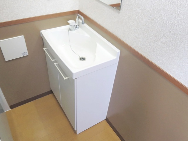 ルヴェドュソレイユの洗面所|独立洗面台です！