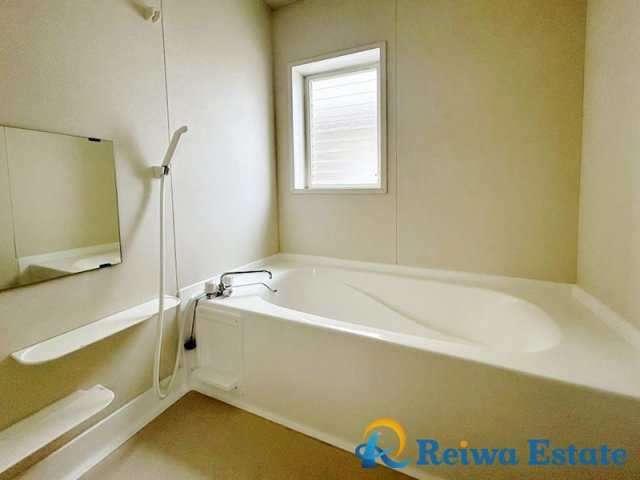 中古戸建　高座郡寒川町岡田5丁目の浴室