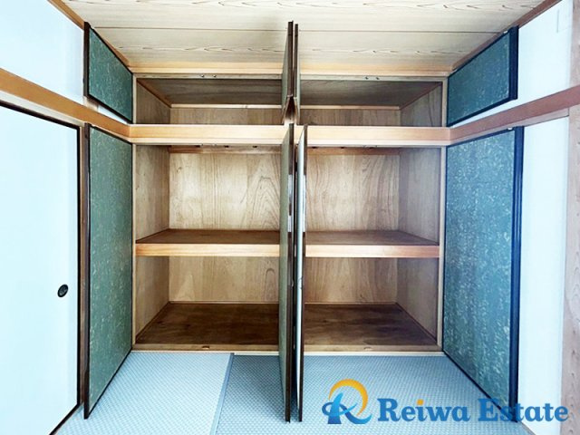 中古戸建　高座郡寒川町岡田5丁目の収納