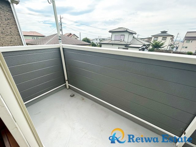 中古戸建　高座郡寒川町岡田5丁目のバルコニー