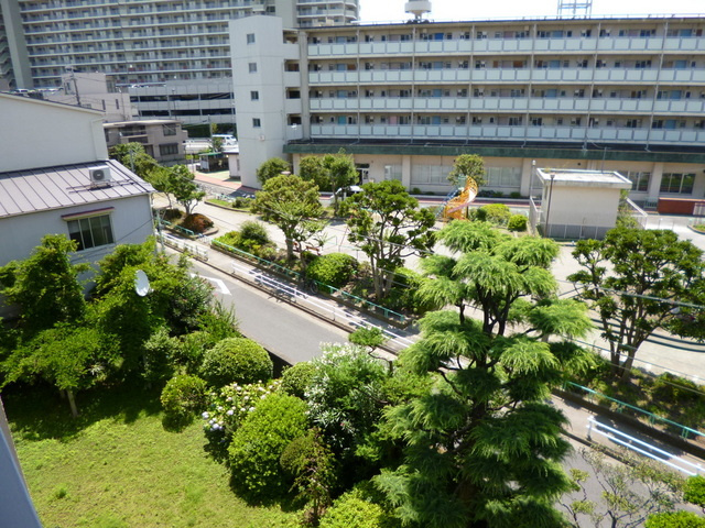 長瀬マンションの展望|緑豊かな景色が広がります。