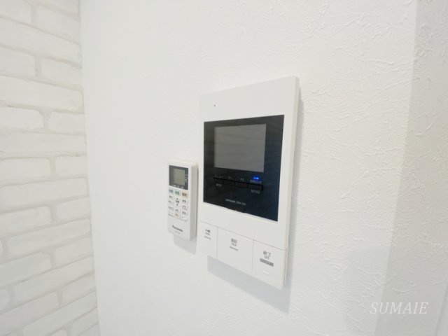 CFジオーレ南小岩のセキュリティ|モニタ付きインターホンです☆