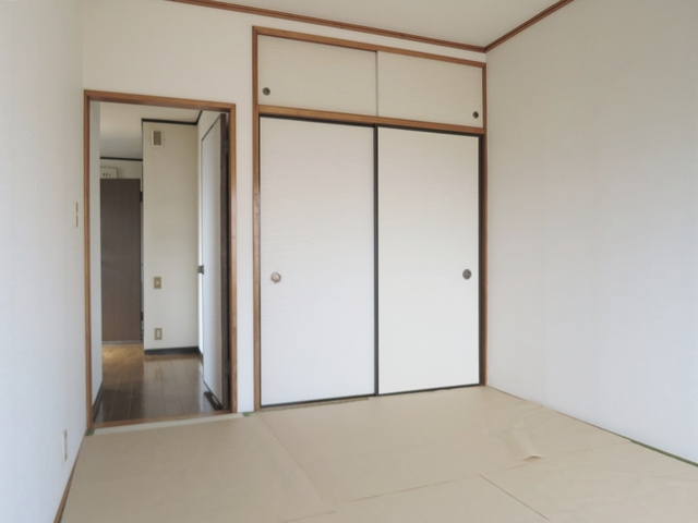 クリスタルパレスの和室|落ち着きのある和室です。