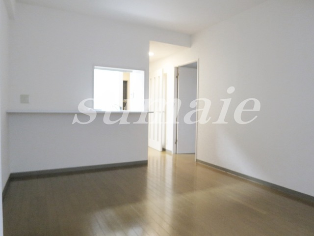 イーストテラスの居間・リビング|リビングです！