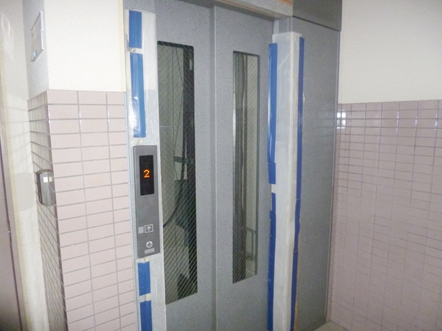 イーストテラスのその他共用部分|エレベータ付いてます。