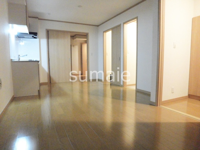 Ｓｕｎｎｙ　Ｃｏａｔの居間・リビング|リビング