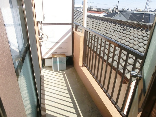 第二プラムフラワーガーデンのバルコニー|南向きのバルコニーで陽当たり良好です。