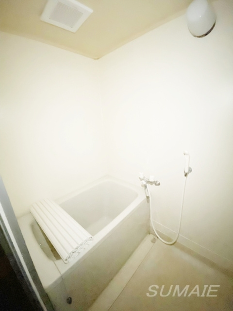 第一プラムフラワーガーデンの浴室|お風呂です！