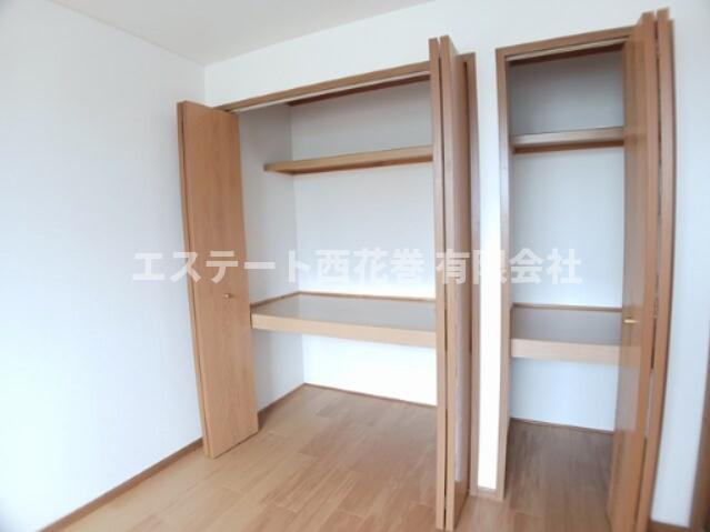パームハイツ高田A棟の収納